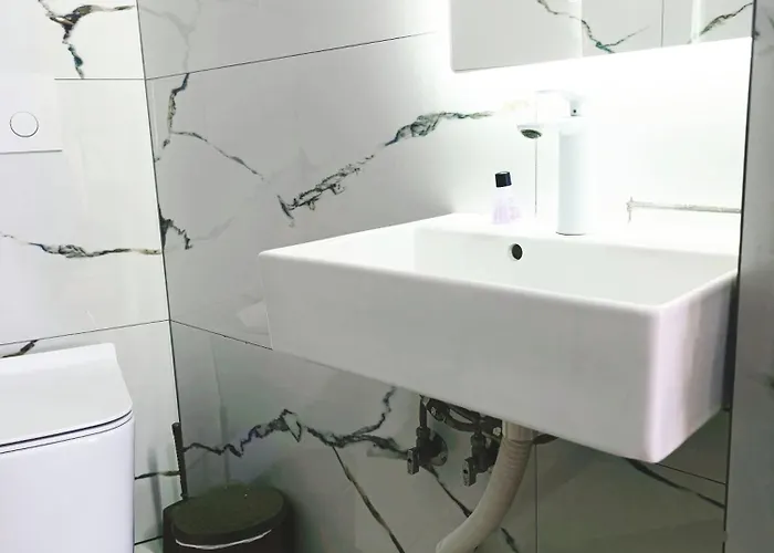 Deluxe For 5 People * Sarandë